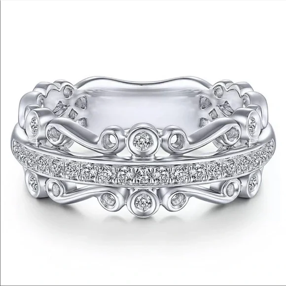 New Women’s 925 Silver Beautiful Sapphire Ring - Picture 1 of 4